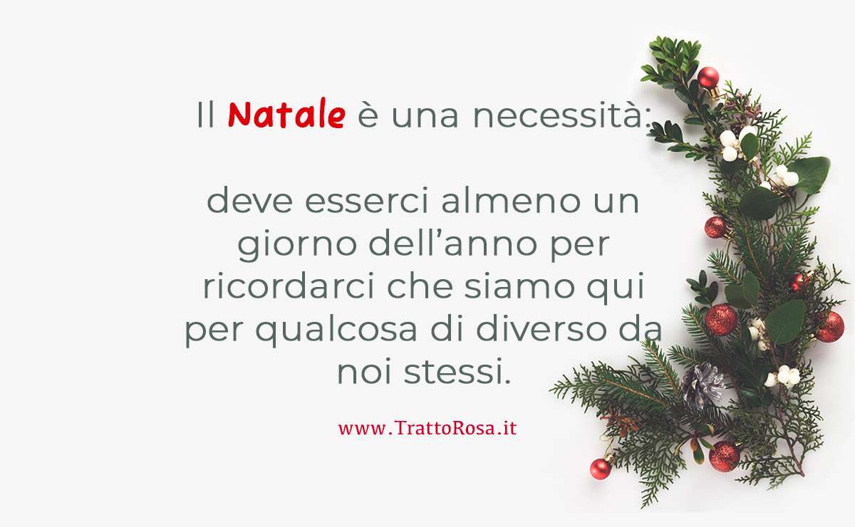 Citazione sul Natale con frase ispirazionale e decorazione natalizia con rami verdi e palline rosse. 