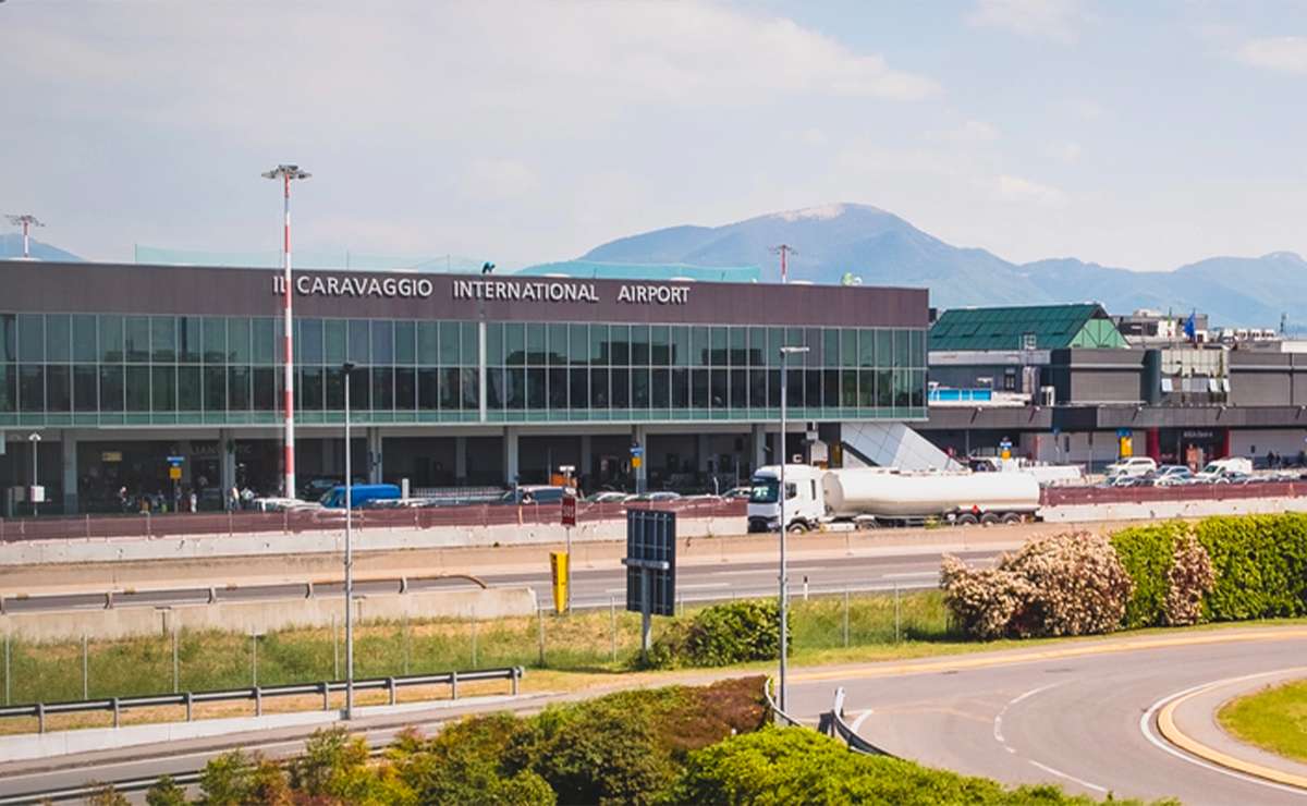 Vista esterna dell’aeroporto Il Caravaggio di Bergamo-Orio al Serio