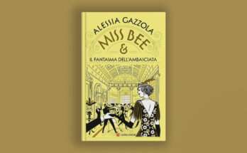 Mockup libro con copertina romanzo Miss Bee e il fantasma dell'ambasciata